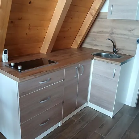 Rustic Majetici