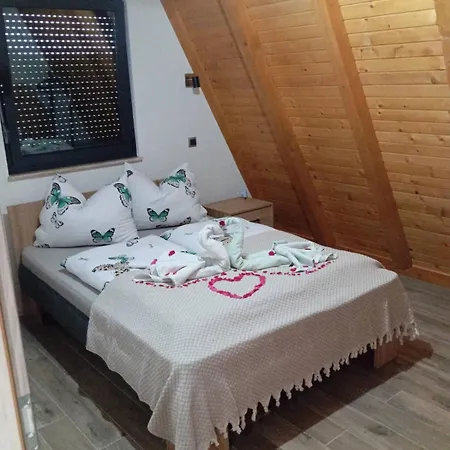 Rustic Holiday home Majetici